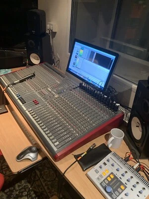 £750 • Buy Allen Heath ZED436 Analog Sound Mixer