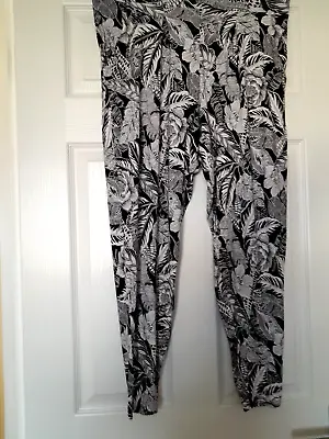 NEW TU Ladies/teens Narrow Leg Trousers Size 12 Immaculate • £5.99