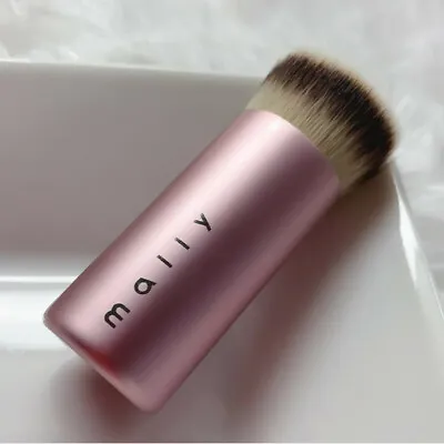 Mally Beauty Mini Flat Top Kabuki Foundation Brush Travel Size  2.5  NEW (#1) • $6.89