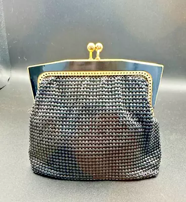 Lovely Vintage Oroton Black & Gold Tone Mesh Coin Purse Excellent Condition • $35