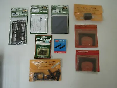 9no Of 'N' Gauge Model Railway Lineside Accessories By Ratio Original Packaging • £14.99