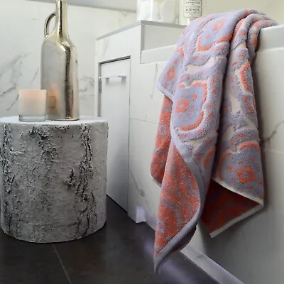 Luxury Ikat Patterned Towels - 100% Cotton - Sculpted Jacquard Hand Bath Sheet • £15.71