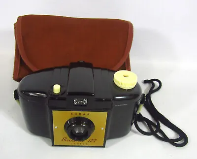 Vintage Kodak Brownie 127 Film Camera With Brown Case 1950's • £7