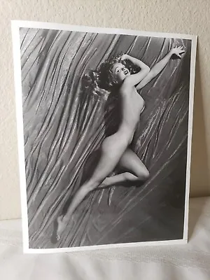 Marilyn Monroe Lying Without Clothes 8x10 PRINT PHOTO • $6.98