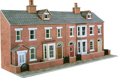 PO274 Metcalfe OO Gauge Model Railway Red Brick Terraced House Fronts Card Kit • £14.99