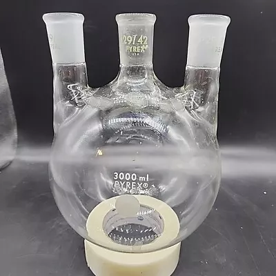 PYREX Glass 3000mL 3-Neck Round Bottom Flask 29/42 Outer Joints B • $99