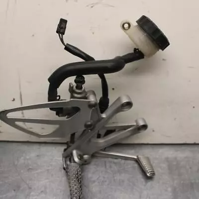 2004 Honda CBR600F4i RIGHT REARSET REAR SET DRIVER FOOT PEG REST STOP BB606 • $95