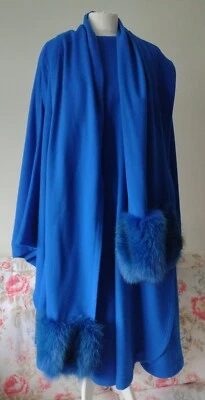 £58 • Buy Vintage Louis Féraud Blue Cape Wool Fur Trim One Size