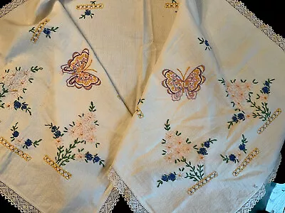 Vintage LARGE Crocheted Edge Embroidered Butterfly Table Runner / Dresser Scarf • $12.95