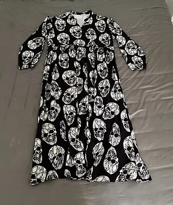 Skull Maxi Dress - Size XL/18 • $30