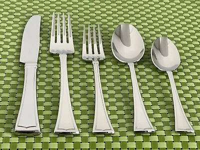 Lenox FONTHILL Stainless 18/10 Glossy NEW Smart Choice Flatware B53N • $6.50