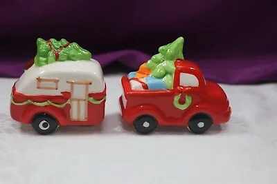 Christmas Truck And Caravan Salt And Pepper Shakers NEW • £8.64