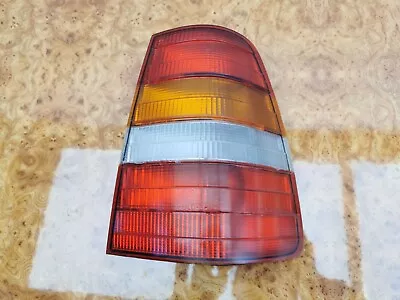 Original ULO MERCEDES W124 S124 WAGON ESTATE REAR RIGHT TAIL LIGHT NR9 • $95