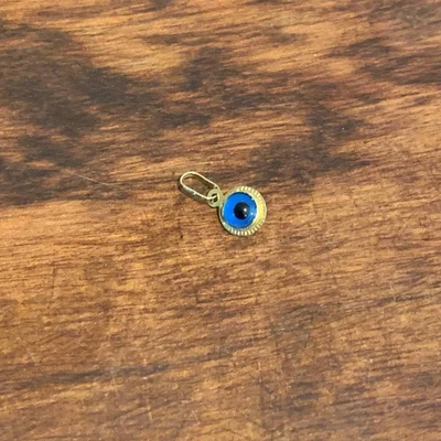 $45 • Buy 6mm Glass Blue Evil Eye Set In 14K Gold Unmarked Necklace Charm Pendant