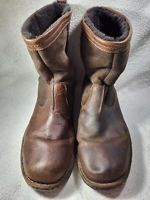 UGG Australia Hartsville Size 12 Brown Leather Sheepskin Lined Boots Men's #3263 • $59.99