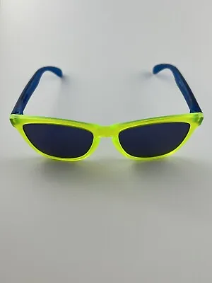 Oakley Frogskins BlackLight Yellow Blue Iridium 24-289 Black Light Collection • $129.99