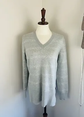 VIKTORIA & WOODS Womens V Neck Knit Sweater Jumper Grey Wool Logo Size 0 AU 6 • $99.95