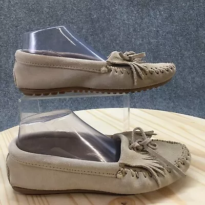 Minnetonka Shoes Womens 8 Kilty Casual Slip On Moccasin Beige Suede Comfort • $23.99