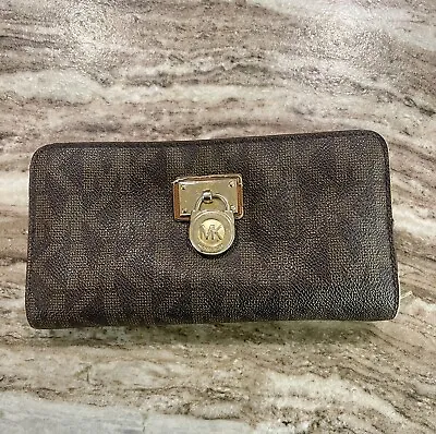 Michael Kors Signature Hamilton Continental Wallet- Large Mk Wallet- Cute Lock-  • $45