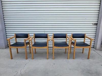 💥Vintage MCM Johannes Norgaard Midcentur Norgaards Mobelfabrik 4 Dining Chairs  • $1600