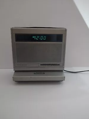 Panasonic TR-4060P TV/AM-FM/Clock Combo   The Bi-Sider  Working • $35