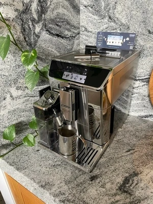 $1500 • Buy DeLonghi Prima Donna Elite Fully Automatic Coffee Machine ECAM650.75MS