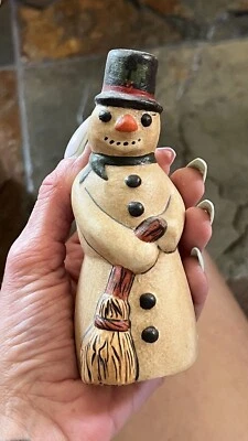 $175.21 • Buy VINTAGE VAILLANCOURT VINTAGE 1992 FOLK ART SIGNED   SNOWMAN” Figurine #812 WOW
