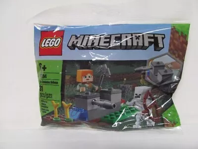 Unopened LEGO MINECRAFT 31 Pc. Set • $3.50