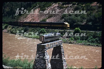 R DUPLICATE SLIDE - D&RGW Rio Grande 5667 Action By Vista Dome Monument 1949 • $12.89