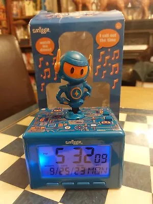 Boxed Smiggle Blue Dancing Talking Digital Clock Date Day Month Year WORKING • £24.99