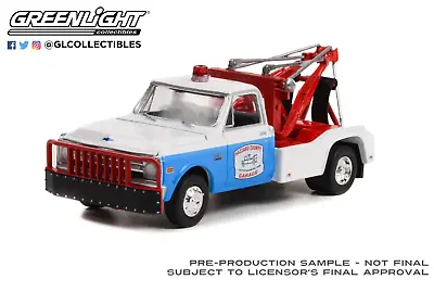 Greenlight 1/64 Hazzard County Garage 1969 Chevy C30 Dually Wrecker Tow 30324 • $5.99