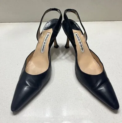 MANOLO BLAHNIK Carolyne Black Patent Leather Slingback Pointed Toe Pump Heels • $150