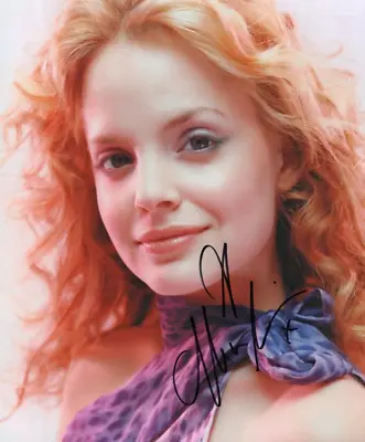 Mena Suvari Signed 8 X 10 Photo • $59.99