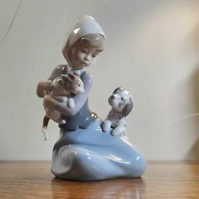 Lladro  Little Friskies  5032 Girl With Cat & Dog. Mint Condition With Box • $50
