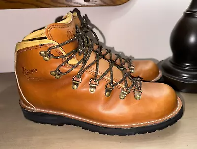 DANNER M's Mountain Pass Horween Rio Leather Hiking Boots 11.5 EE USA EUC $430 • $349