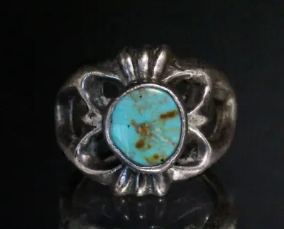 Vintage Native American Navajo Turquoise Sand Cast Sterling Silver Ring • $49