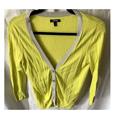 $20.99 • Buy Apt 9 Yellow Cropped Cardigan Gray Trim V Neck Sweater Size Medium