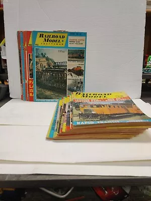 Railroad Model Craftsman Magazine 1965 Full Year 12 Issue & 1966 10 Issue. Lot  • $14.99