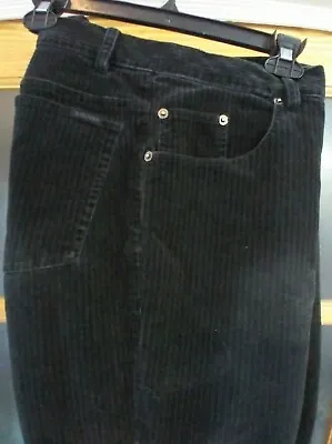 S. Oliver Stretch Jeans Boot Cut Rare Brushed Black Denim Womens 36X31 5 Pockets • $33.06
