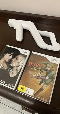 Nintendo Wii Zapper Gun + Link's Crossbow Training & Beastly Game • $29.95