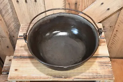 Vintage Cast Iron Pot Bean Kettle Pot • $35.50