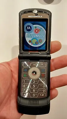 678.Motorola V3 Very Rare - For Collectors - Locked ATT Network -Very Good Shape • $24.99