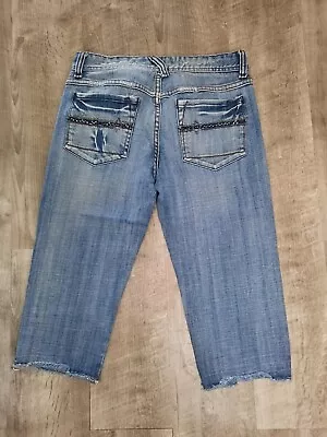 Mudd Capri Jeans Size 3 • $8