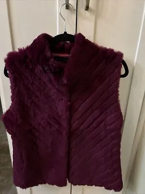 NWOT STELLA AND LORENZO BURGUNDY GENUINE FUR VEST Size Small • $65