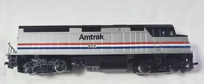 Bachmann Spectrum EMD F40PH Diesel Phase III #332 AMTRAK Locomotive HO Train • $125