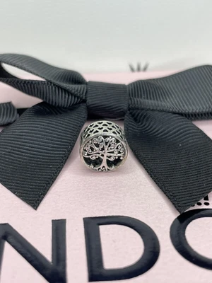 £9.50 • Buy Genuine Pandora Silver Moments Family Tree Open Heart Charm