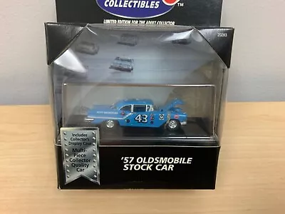 1999 Hot Wheels 100% Cool Collectibles Richard Petty ‘57 Olds W/Real Riders (B) • $7.99