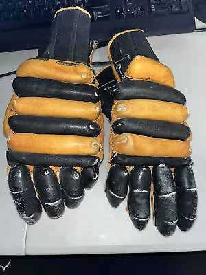 Vintage CCM Leather Playmaker Hockey Gloves Made In Canada 801227 Pro Gard Thumb • $30