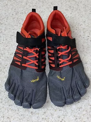 Vibram FiveFingers Men's V-Train 2.0 Toe Shoes Red/Black 43 EU/US 12.5-13 • $50