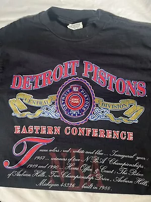 Vintage Detroit Pistons T-shirt Size Large Nos90s Nutmeg • $13.99